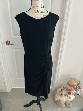 Chaps Classic Black Sleeveless Knot-Detail Dress